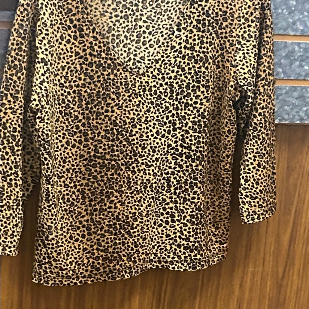 Leopard Print Sequin Top - Picture 5 of 5